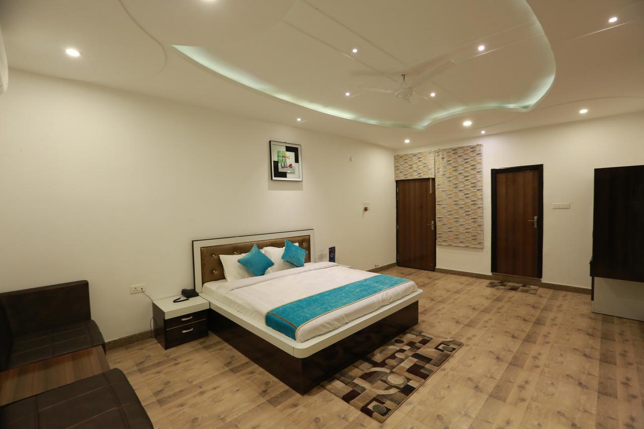 Oyo 8837 Hotel Surya Galaxy Kanpur Ngoại thất bức ảnh