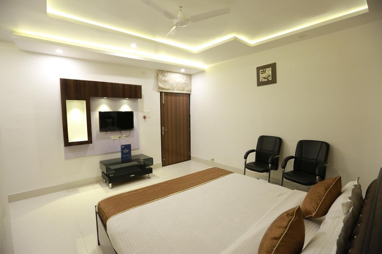 Oyo 8837 Hotel Surya Galaxy Kanpur Ngoại thất bức ảnh