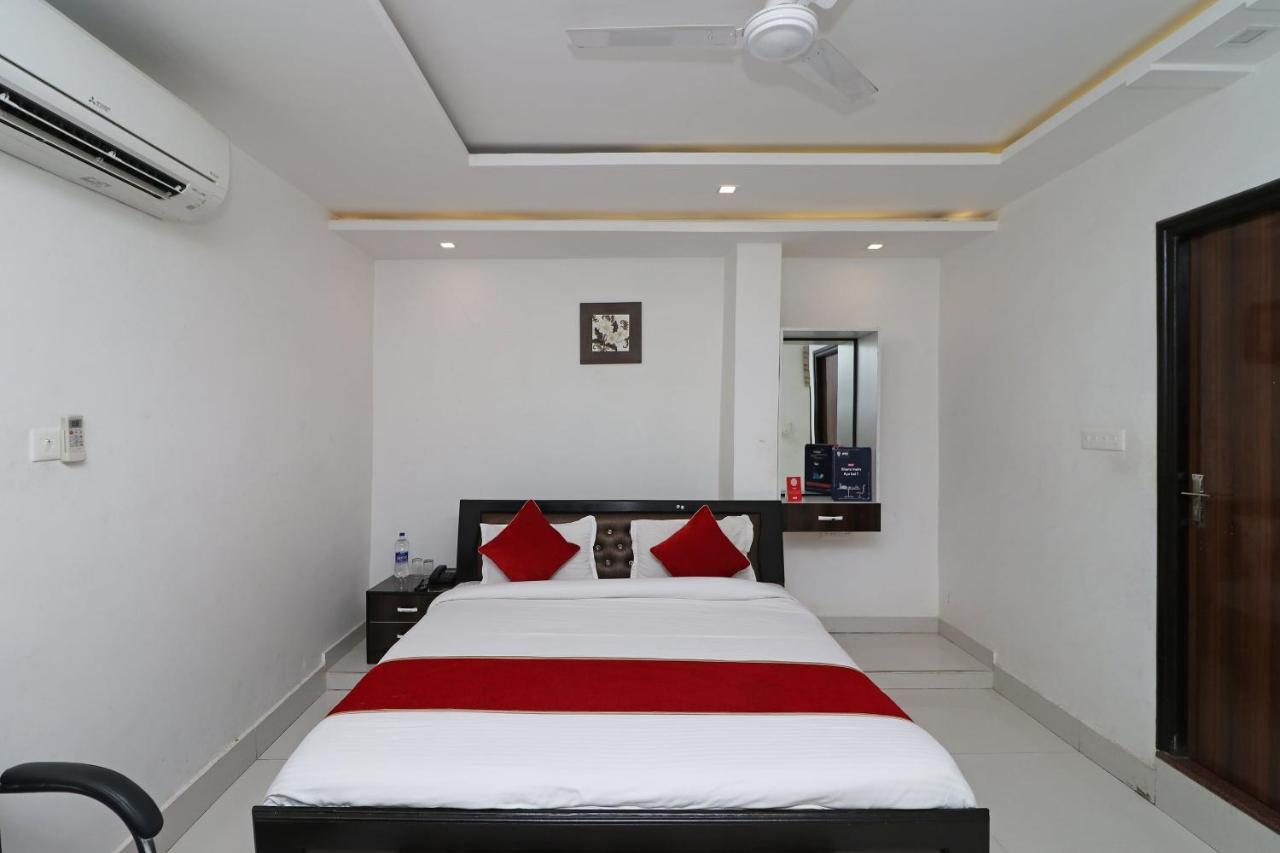 Oyo 8837 Hotel Surya Galaxy Kanpur Ngoại thất bức ảnh