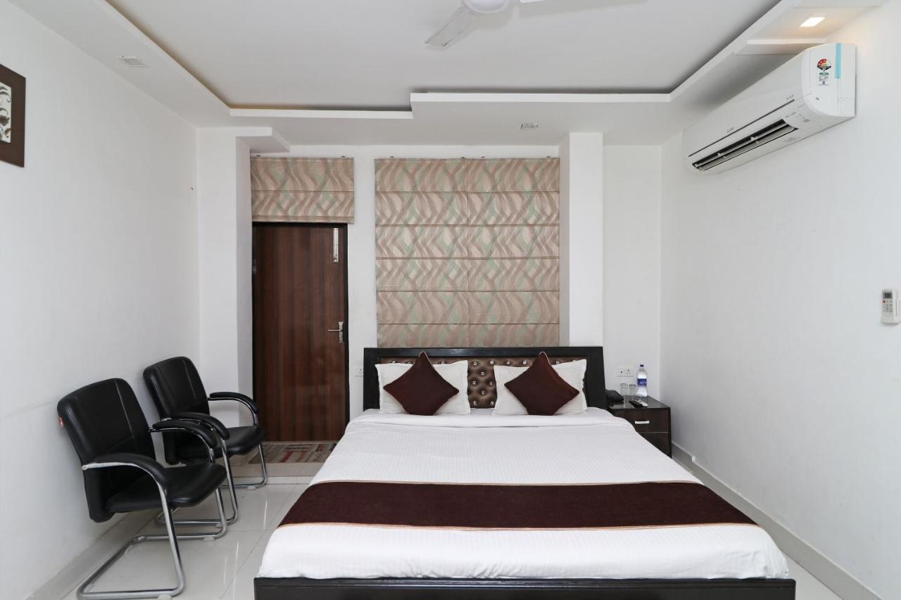 Oyo 8837 Hotel Surya Galaxy Kanpur Ngoại thất bức ảnh